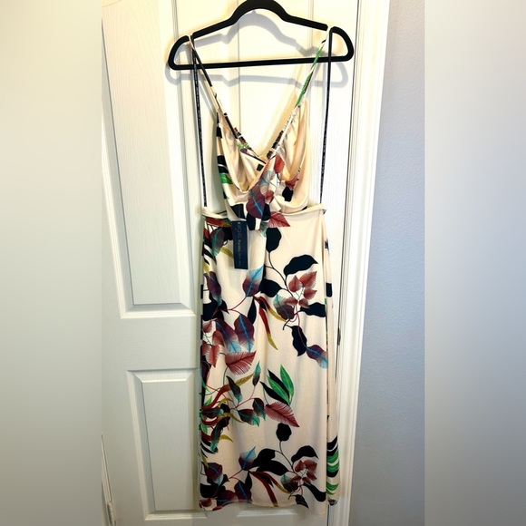 RACHEL Rachel Roy Dresses & Skirts - 🌴NWT “Rachel Roy” White Vine Print Maxi Sundress w/ Waist Cutouts Size XL